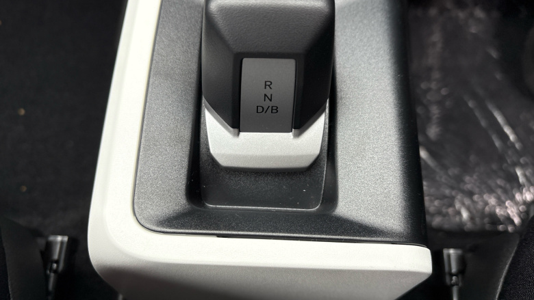 Dacia Spring 27kWh Expression 65 48kW 5dr Auto Electric Hatchback